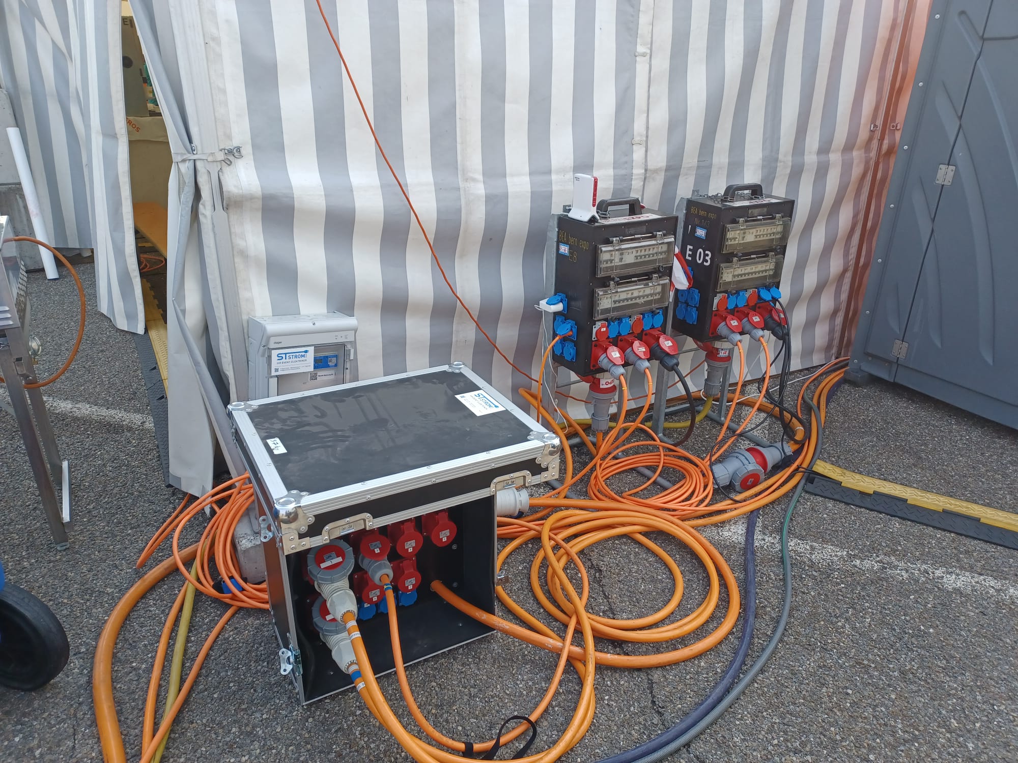 Kabelsortiment und Kabeldrähte